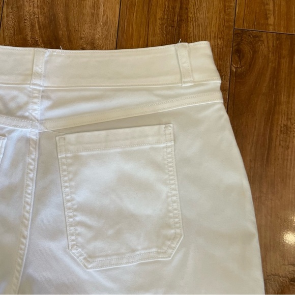 SPANX Women’s White High Waist Slimming Pull On Shorts Size Medium - Picture 8 of 10